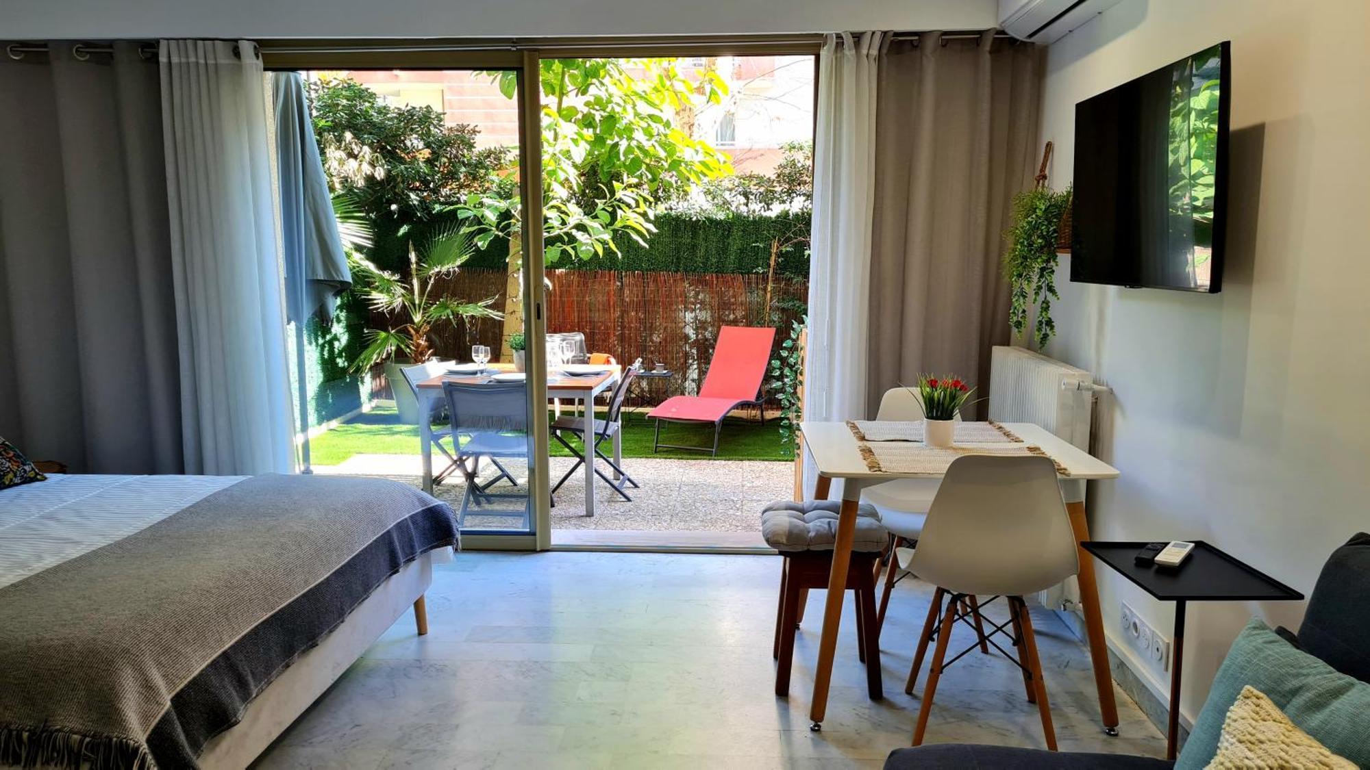 Studio Sun-Beach Avec Parking Et Jardin - 500M Des Plages De Juan Les Pins Antibes Buitenkant foto